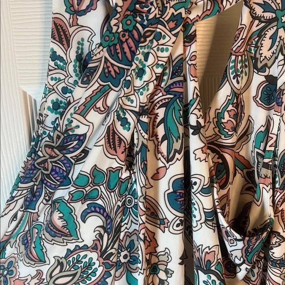 Floral Print Sleeveless Maxi Dress - Picture 5 of 6